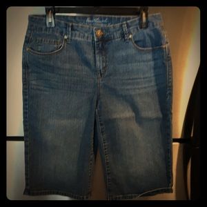 Gloria Vanderbilt Bermuda Shorts 6